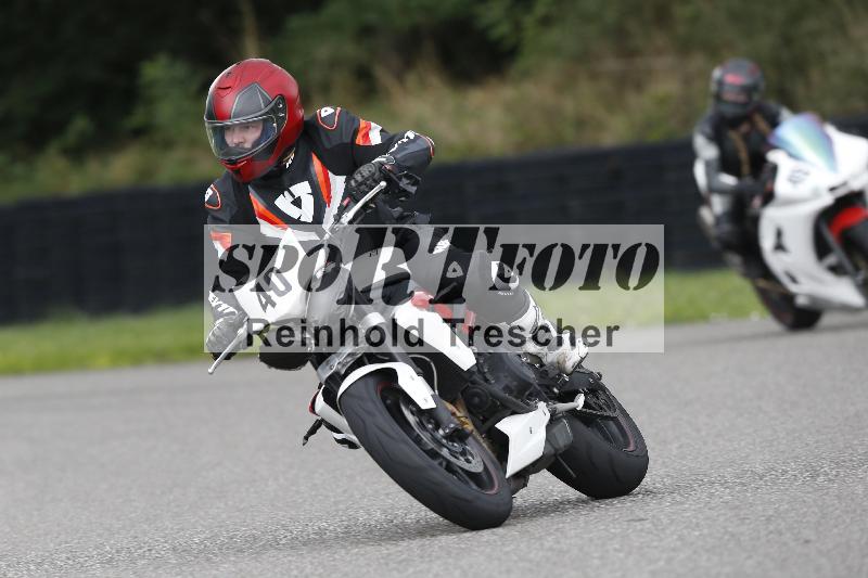 /37 28.07.2025 Dunlop Ride und Test Day ADR/Einsteiger gruen/40